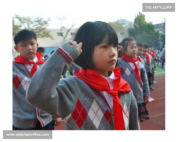 居勒尔赛前触摸MVP奖杯，独特仪式蕴含少年成长密码