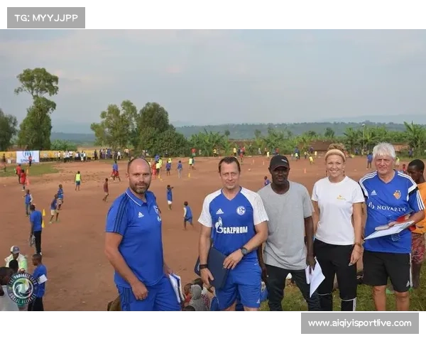 卢旺达体育节包括文化活动,旨在培养难民儿童信心友谊与相互理解 卢旺达体育节包括文化活动,旨在培养难民儿童信心友谊与相互理解